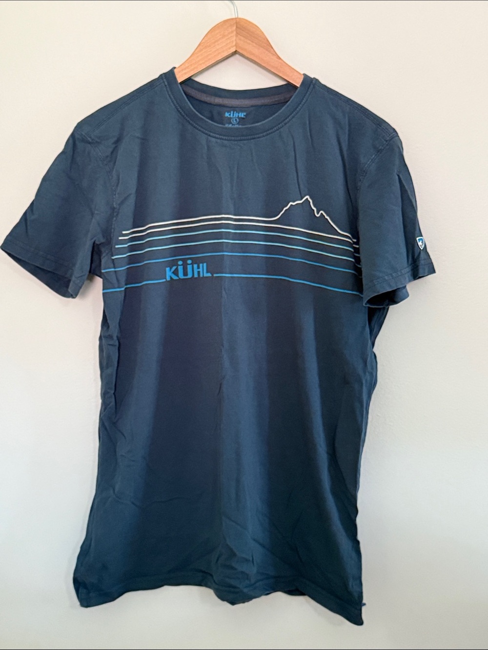 Kühl Men's Short Sleeve Graphic Tee in Navy with Blue and White Mountain Design